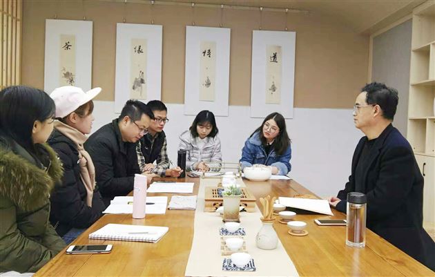 导师带动共交流听课评课促成长——记附小刘旭工作室活动