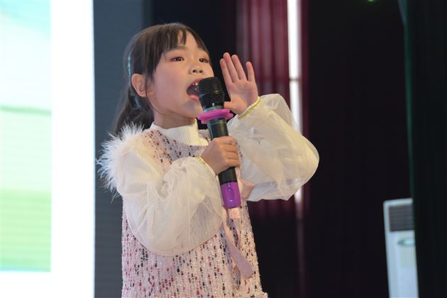 小故事大舞台——附小举行第十二届“阳光杯”讲故事比赛