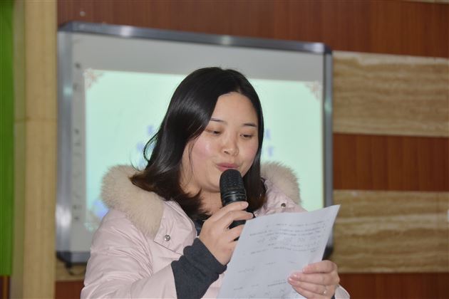 结业纳新引领成长——记附小班主任杨梅工作室活动