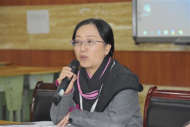 结业纳新引领成长——记附小班主任杨梅工作室活动