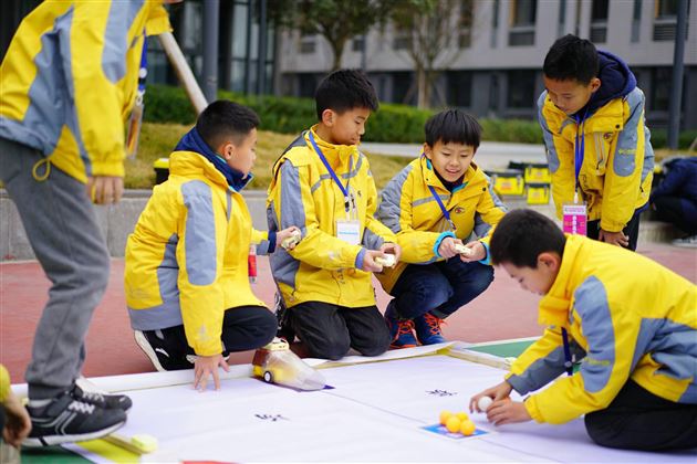 附小学子在四川省青少年机器人竞赛中勇夺三个一等奖