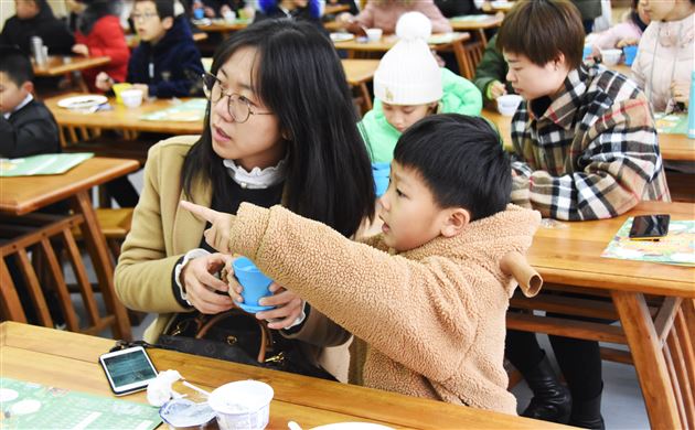 彰显英语特色,助力学生成长——小学部隆重举行期末综合素质展示活动