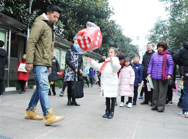 彰显英语特色,助力学生成长——小学部隆重举行期末综合素质展示活动