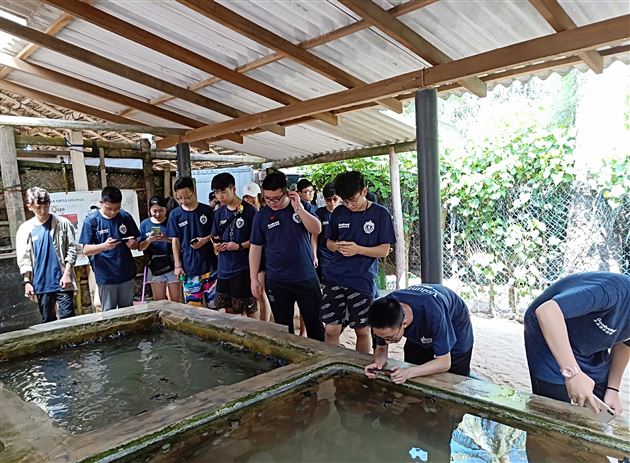 仰望别人,不如脚踏实地做有意义的事——我校国际部斯里兰卡义工之行