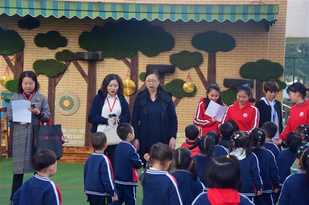 国培计划(2018)——江油市教师培训团队研修项目“影子教师”到我校实验幼儿园跟岗实践培训