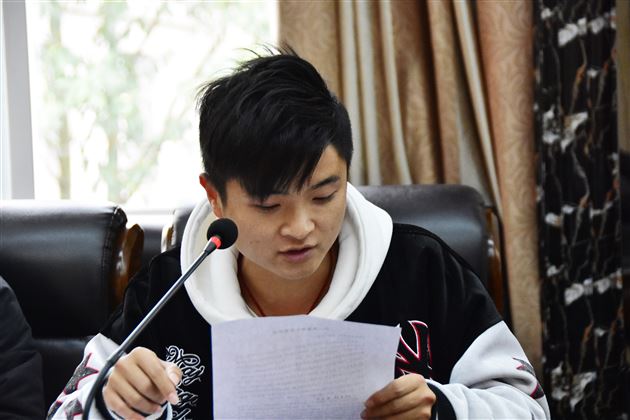 我校体卫艺处召开学习贯彻董事长黄波在全校教职工大会上的重要讲话精神的座谈会