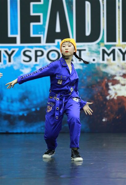 喜报:棠外初中啦啦操队勇夺2019年亚洲啦啦操锦标赛冠军