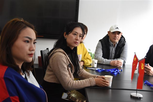 家校携手 共话发展——我校附小召开家委会领导组成员会议