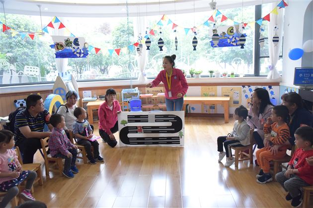 走进幼儿园,认识幼儿园,感受幼儿园——我校实验幼儿园开展婴幼衔接活动