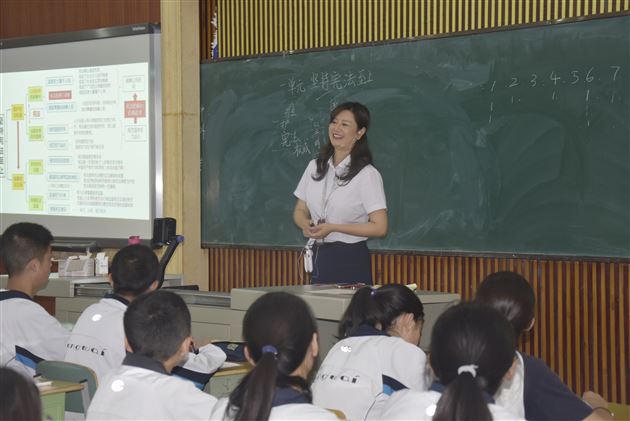 上好关键课程 落实核心素养——双流区初中“明日之星”赛课道德与法治学科决赛在我校成功举行