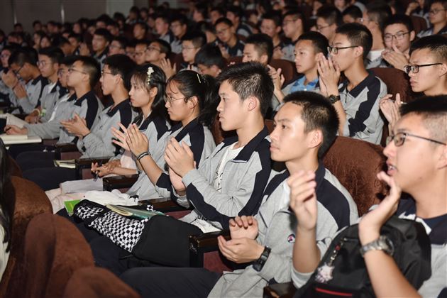 邀你来赴这场盛宴,和你虚度这段时光——棠外高中仁譞文学社第十六届诗歌朗诵比赛