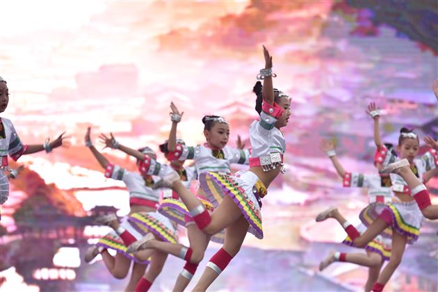 童心向祖国 同圆中国梦——我校附小隆重举行学生综合素质展示暨庆“六一”庆祝活动