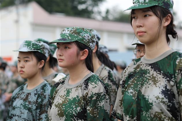 少年强则国强 棠外学子露锋芒——记高2019级新生军训