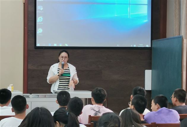 搭建交流平台 助力海外留学——美国名校招生官、优秀学长经验分享会实录