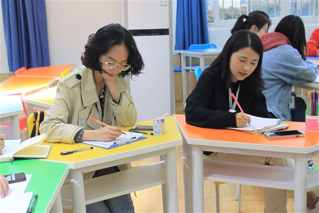 做自己人生的设计师——我校高中部举行新教师“生涯规划”专题交流活动