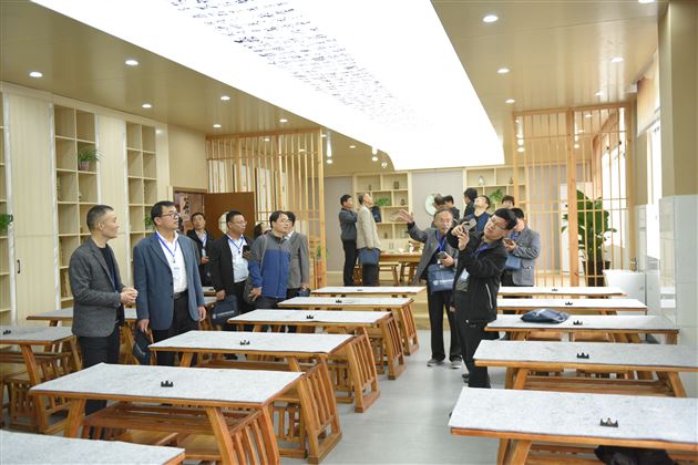 山东聊城临清市校长学习团莅临我校附小参观交流