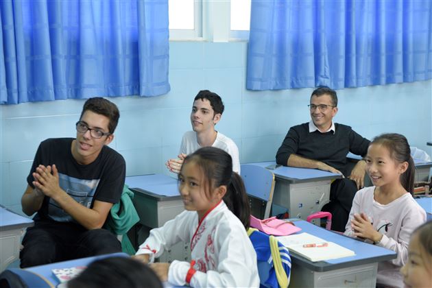 友好交往 开创未来——成都棠湖外国语学校接待法国ASSOMPTION中学师生代表团来访系列报道(一)