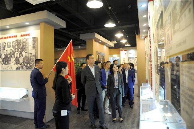 不忘初心促发展 联学联建强活力——棠外党委和四川省交行、交行双流区分行党组织开展“联学联建”特色党日活动