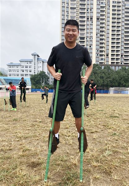棠外张虔立老师参加国培计划(2019)全国初中骨干体育教师培训并作专题发言