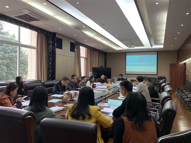 立足课题 扎实教研 力争一流——我校高中英语、地理组举行区级课题开题会