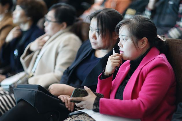 修身励志书香筑梦 躬行笃学真情育人——我校高2019级召开家长交流会