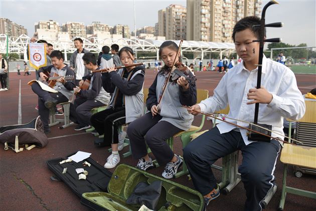 传承劳模精神 汇聚向善力量——棠外举行第十六届师生爱心义卖活动