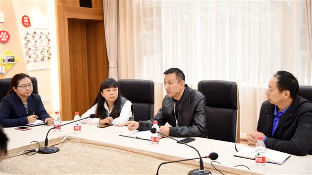 提升党建融入实效 强化引领示范作用——成都市委组织部领导一行调研棠外党建工作