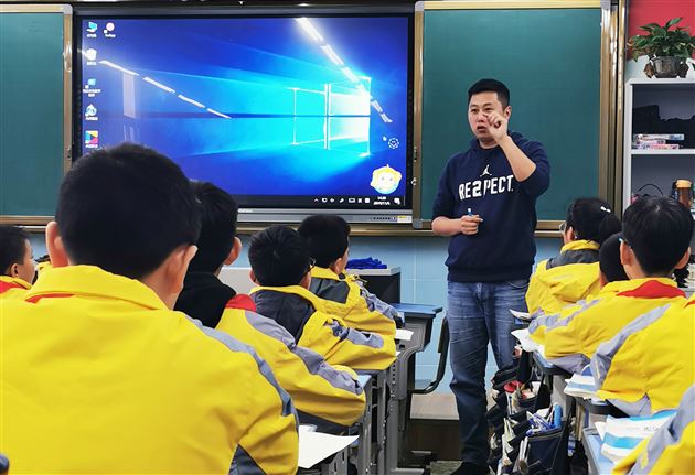 无缝对接 有效教学——我校初2017级与附小六年级联合开展数学教研活动