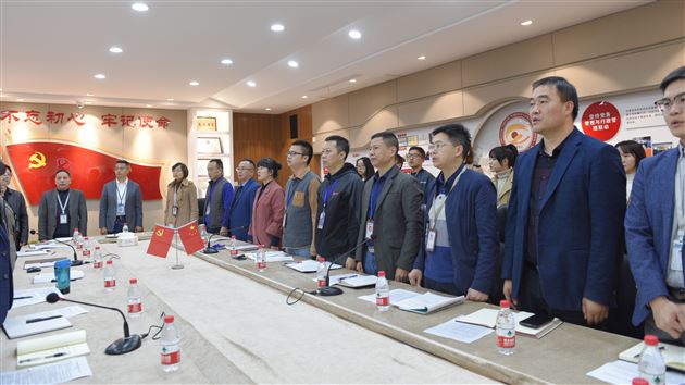 凝聚青春力量 共建百年名校——共青团成都棠湖外国语学校委员会召开第十六期团干部培训会