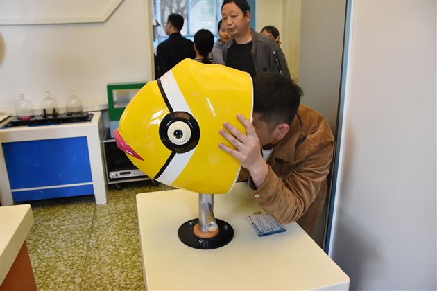 绵阳市中小学中层干部学习团莅临我校附小参观交流