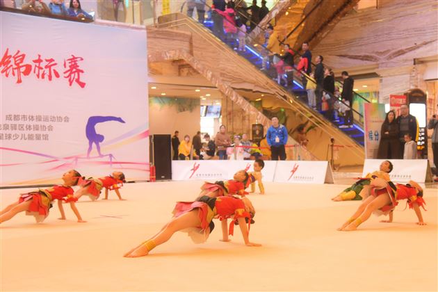热烈祝贺棠外实验幼儿园体操队勇夺“运动成都"2019年成都市体操锦标赛金奖