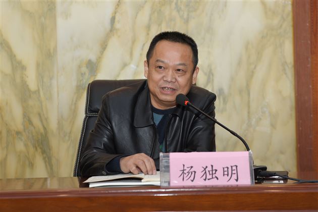 探索之姿,实践之路——“高中语文国家课程校本化的实践研究”现场结题会暨课题结题培训会在我校举行