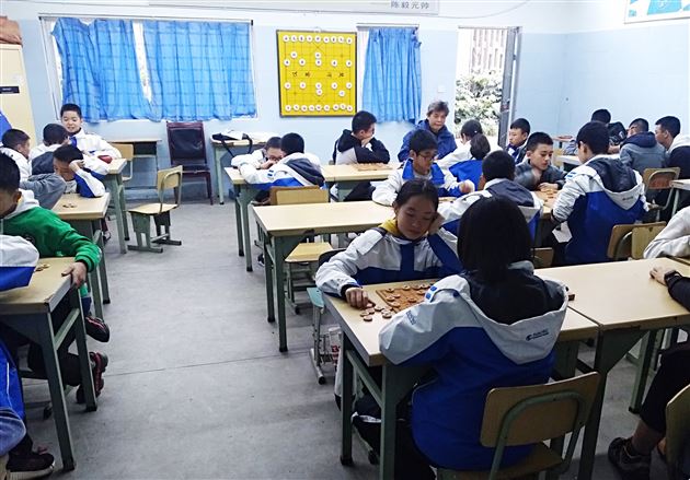 喜报:我校初中棋艺队勇夺双流区中小学生棋类锦标赛三项冠军