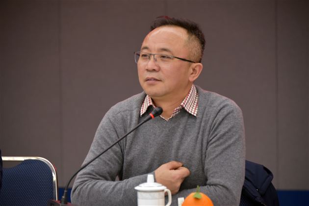 我校高中党支部开展“树危机意识,建百年名校”主题党日活动