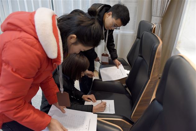 履职尽责 继往开来——中共成都棠湖外国语学校教辅总支部委员会选举大会成功召开