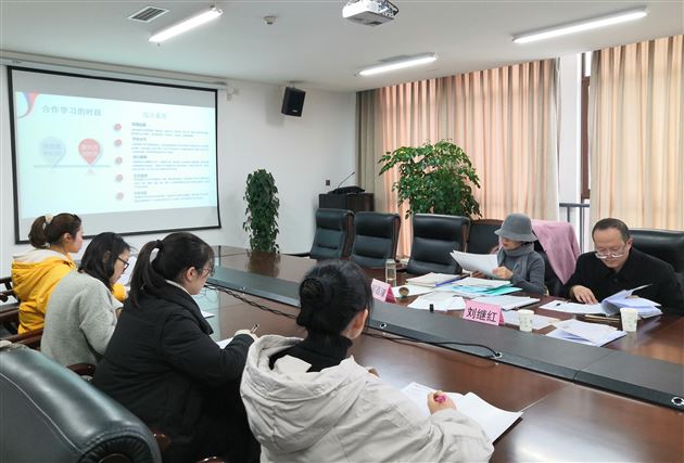 课题考核拓思路，专家指导明方向——我校初2019级课题组参加双流区区级课题阶段考核