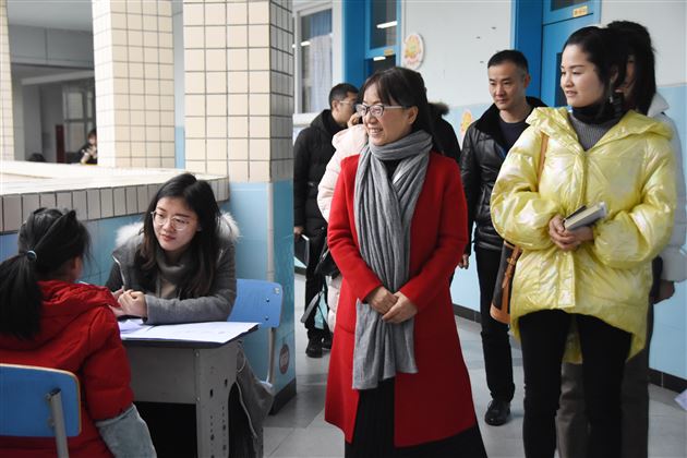 我校附小召开家长委员会工作总结会
