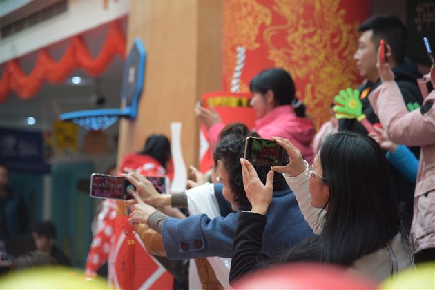第二篇章:豪迈奔放藏族秀