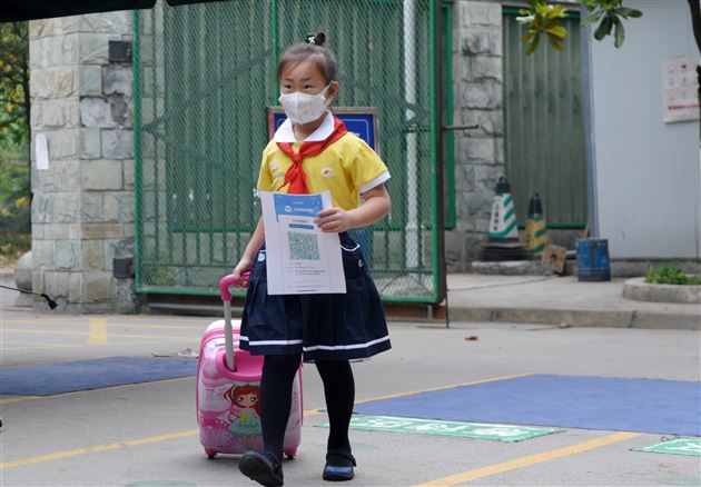 为生命的绽放 全力以赴——记棠外附小1—4年级开学日