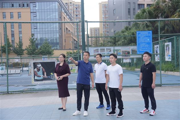 奥运冠军来啦!——奥运会体操冠军邹凯莅临棠外实验幼儿园调研