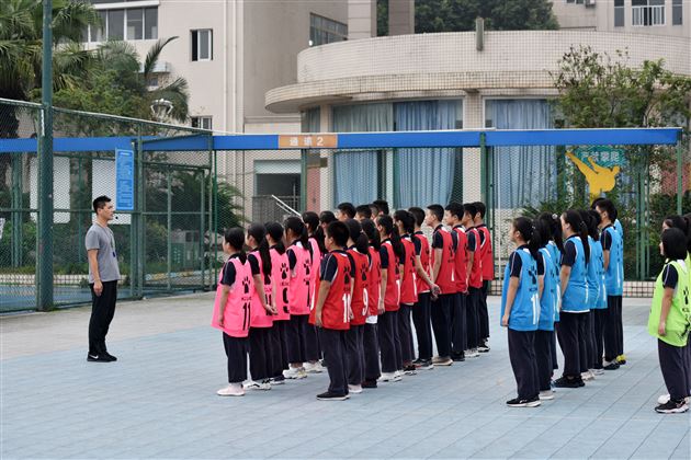 喜报:棠外何军华老师参加2020年四川省中小学体育现场展评课评比获一等奖第一名
