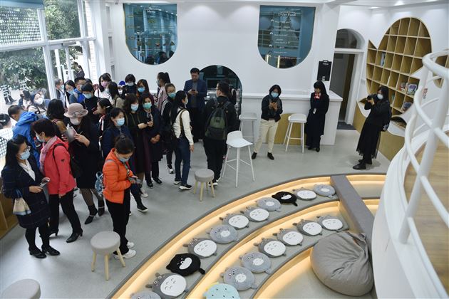 辽宁省学科带头人参观团莅临棠外参观考察