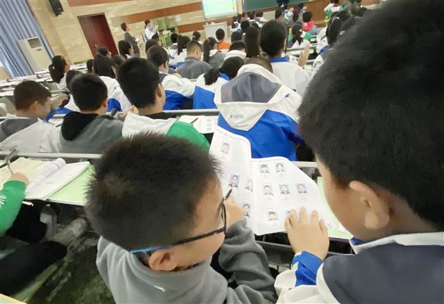 参与管理,我自信我能行——记棠外初2020级举行学生会干部竞选大会
