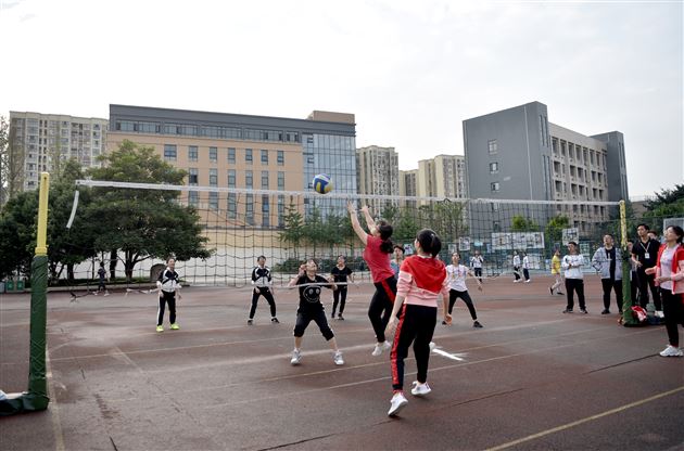 生命在于运动 棠外为你打call——记第十七届教职工秋季球类运动会