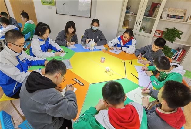 学会合理归因——棠外开展初二团体心理辅导