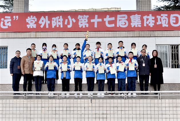 棠外初中啦啦操队勇夺2020年中国(成都)啦啦操精英赛冠军
