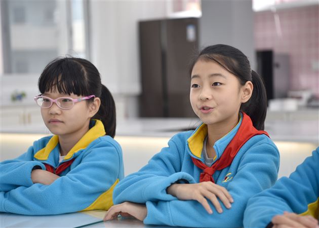 劳动教育我先行 实地调研显优势——四川省教科院到棠外开展中小学劳动教育调研活动