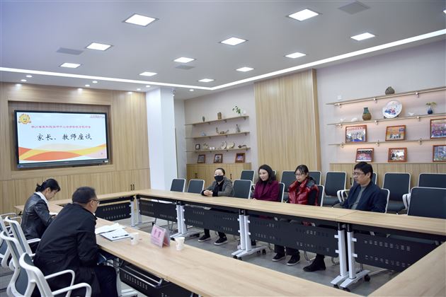 劳动教育我先行 实地调研显优势——四川省教科院到棠外开展中小学劳动教育调研活动