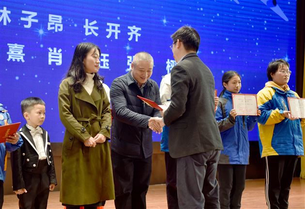 十二项一等奖!棠外参加双流区首届青少年科技节暨青少年科技创新大赛满载而归!