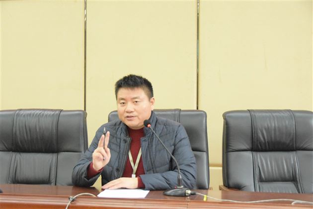 棠外初中部召开家长学校会议